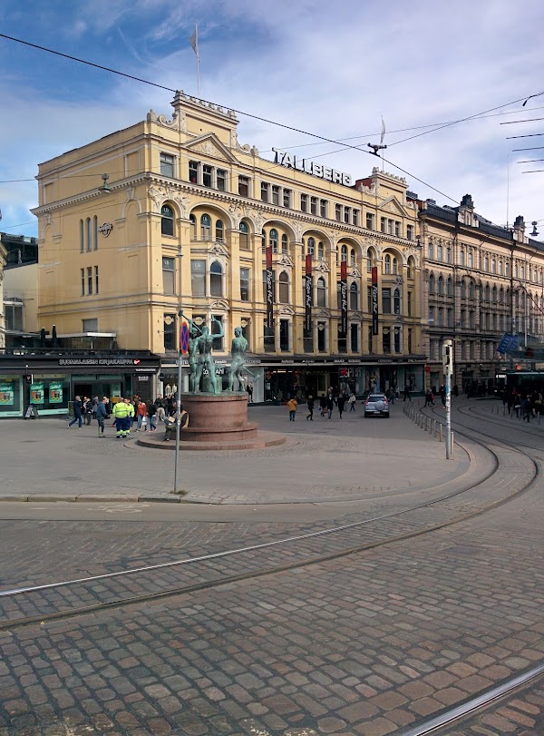 Suomalainen Kirjakauppa, Aleksanterinkatu 23, 00100 Helsinki, Suomi