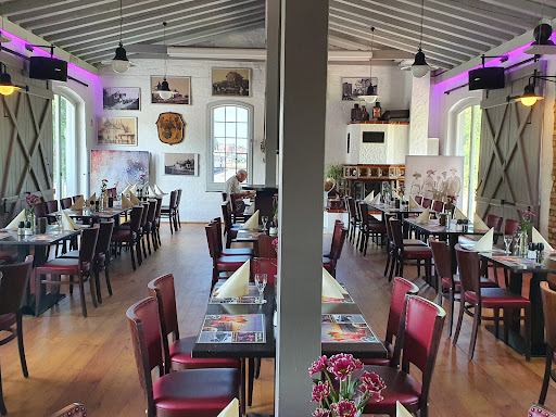 Schlafwagenhotel Historischer Bahnhof Gadebusch - Thumbnail
