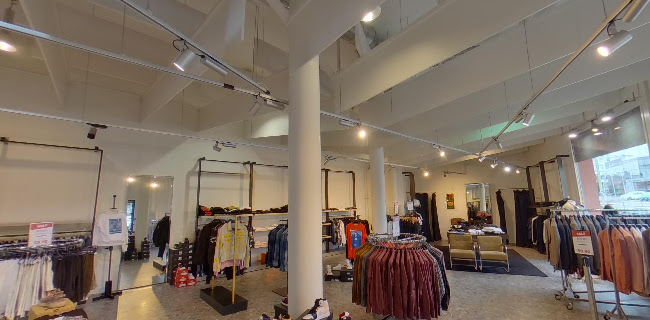 Kommentare und Rezensionen über Outlet of Switzerland | Designer Fashion Outlet