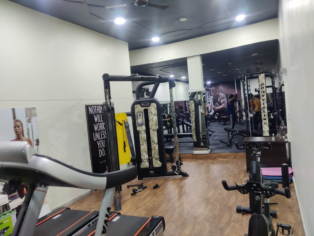 Fitness First 9 Gym In Ludhiana Unisex Boys Girls