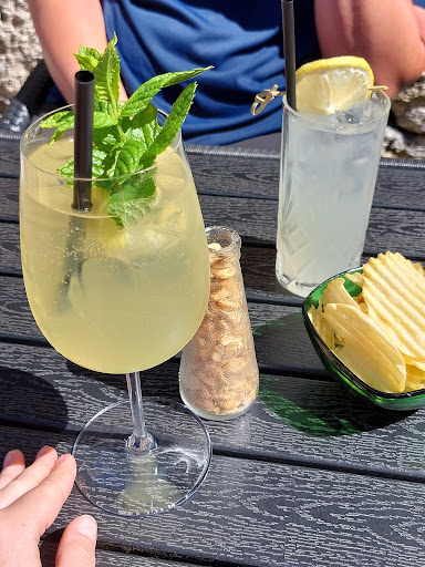 Bar Silvana - Thumbnail