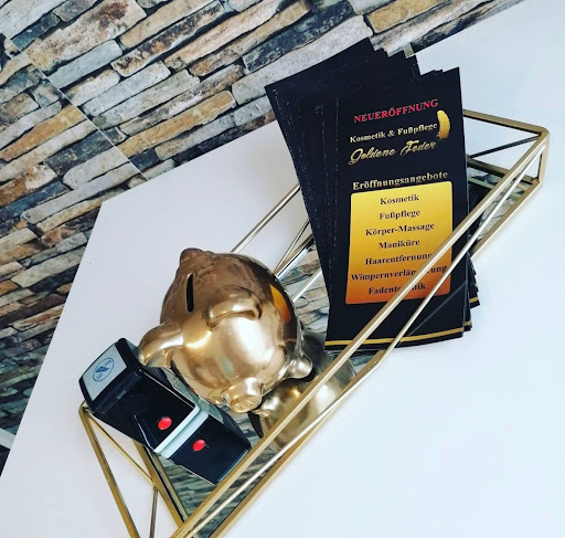 Goldene Feder Kosmetik - Thumbnail