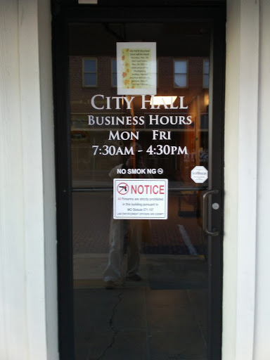 Poplar Bluff City Hall - Thumbnail