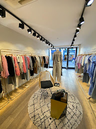 Photo n°2 de Berenice - Saint Germain en Laye à Saint-Germain-en-Laye (Magasin de vêtements pour femmes)