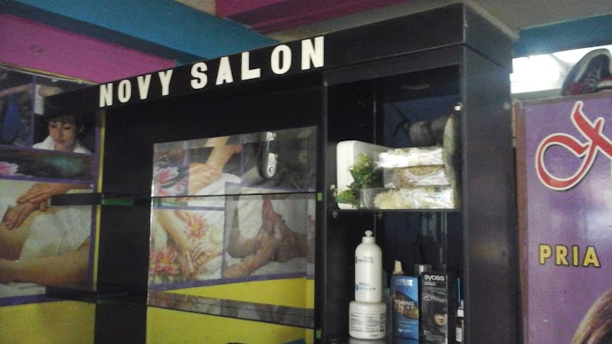 Novi Salon, Author: Novi Salon