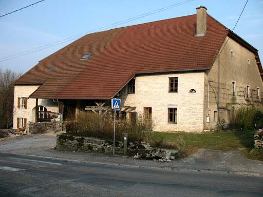 Photo de Gite d'etape de Foucherans 25 à Tarcenay (25620)