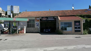 Photo n°1 de GARAGE JEANNIN BL AUTO SERVICES à Banon (Vendeur de voitures d'occasion)