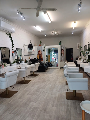 Henley Hair And Beauty - Thumbnail