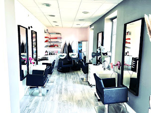 Photo n°9 de HairStyle29 à Colmar (Salon de coiffure)