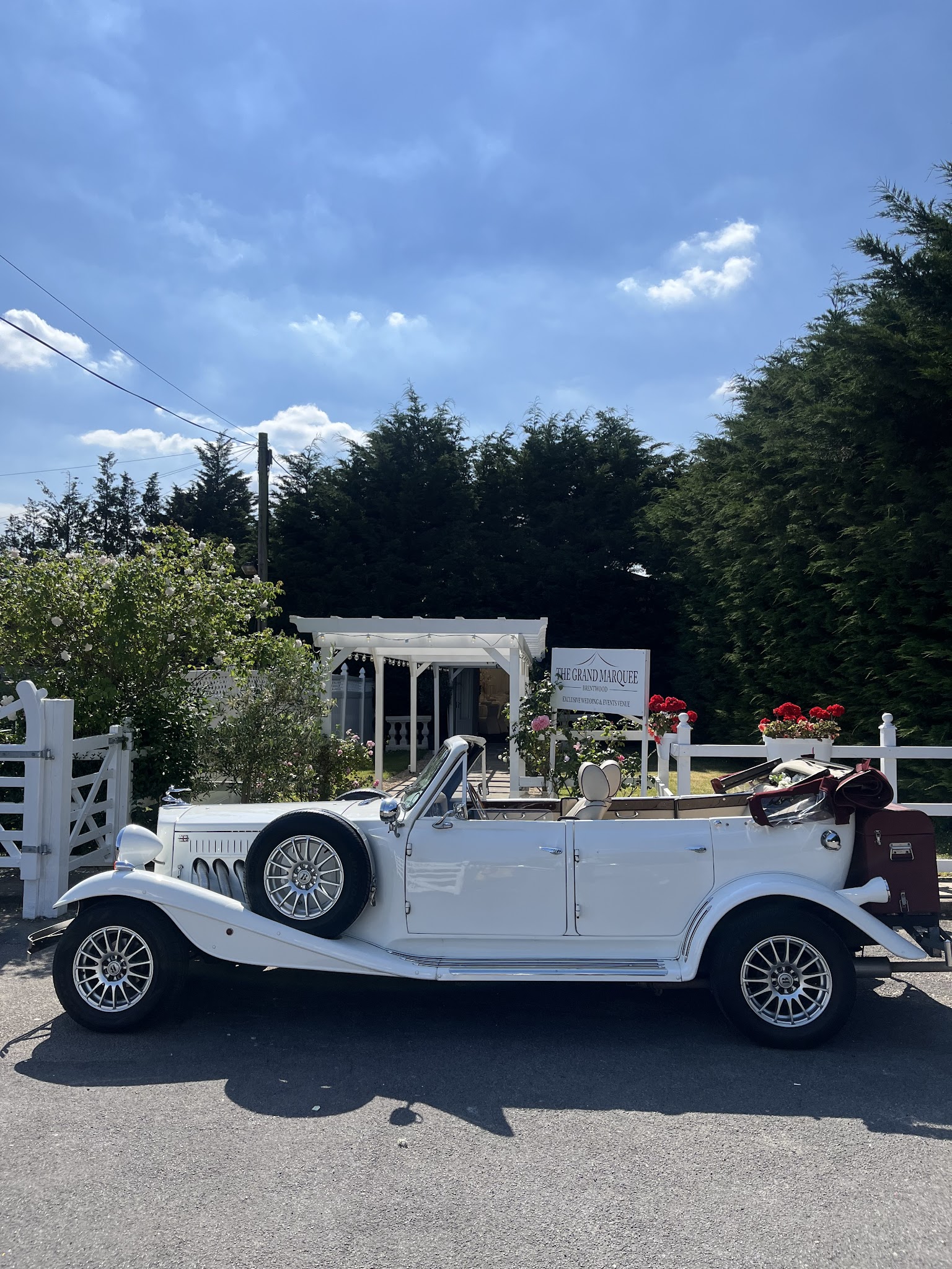 Wedding Cars UK - Car Hire - photo 1