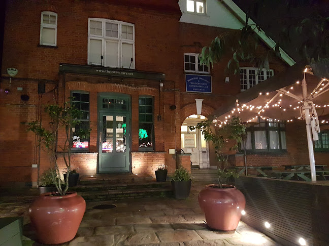 110 Walm Ln, London NW2 4RS