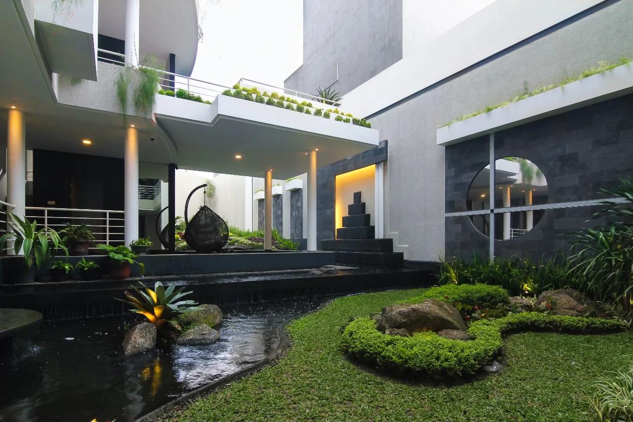 Stay at Rozelle