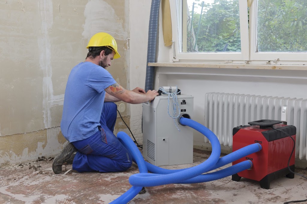 Water Damage Restoration Friendswood photo