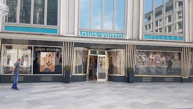 Mapstr - Shopping Louis Vuitton Köln Koln - Culture, Balade, Likes