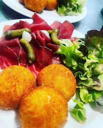 Photo n°6 de La Taverne des Ecuries à Grilly (Restaurant français)