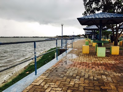 Photos of Zainulabdeen Aalim Park