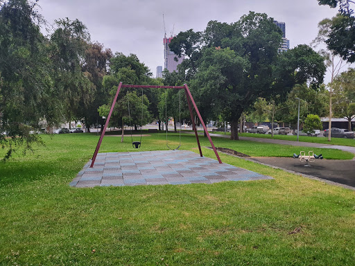 Eades Park - Visual