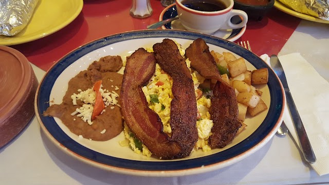 Mi Tierra Cafe y Panaderia