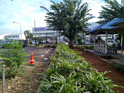Photos of Suzuki Sejahtera Buana Trada Pulogadung & Body Repair