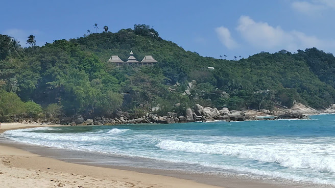 Ao Thong Nai Pan by null