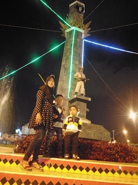 Taman Pahlawan, Author: eddysasmi