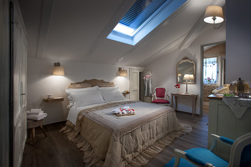 Roncaglia Suite - Thumbnail