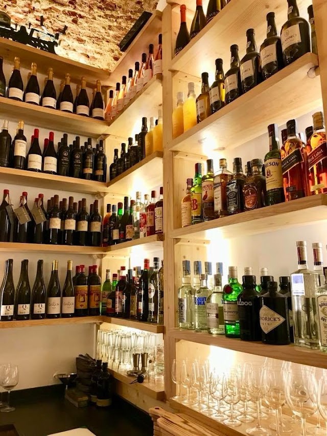 Antiga Wine Bar