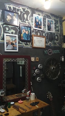 MunStore barbershop, Author: Saepul Haris