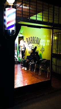 Barber Shop Y Peluquería De La Cabeza, Author: Juan Leiva