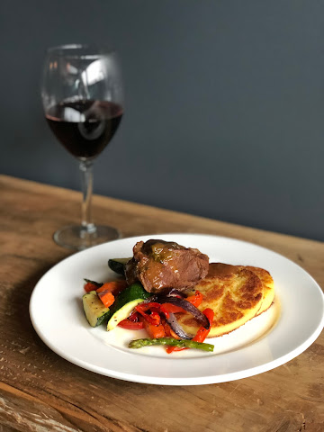 Vibrant Table Catering & Events by null