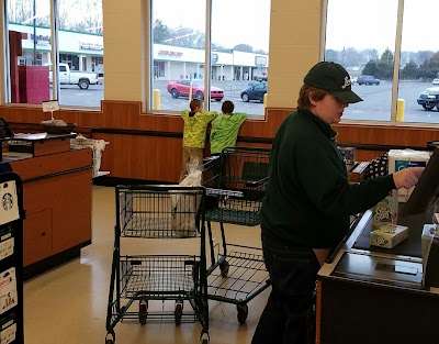 Photos of Lowes Foods of Yadkinville
