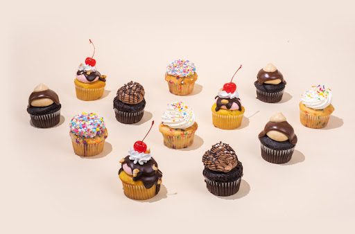 High Five Cakes - Visual