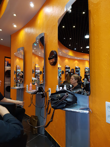 Allure Coiffure.