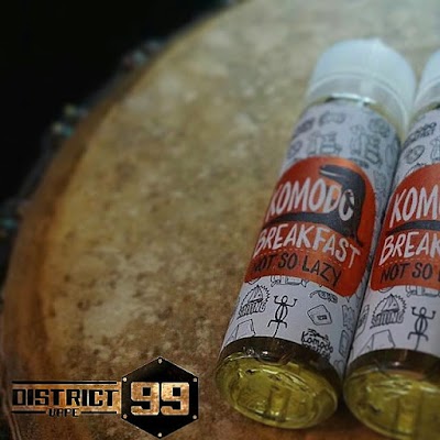 Photos of District Vape 99