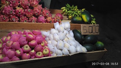 Photos of Rud's Fruit