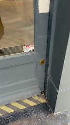 Photo n°71 de La Maison du Coloriste - Coiffeur Lille & Expert en Coloration et Balayage à Lille (Magasin de produits de beauté)