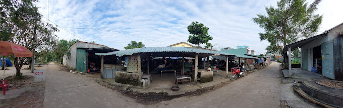 Binh Tri Market