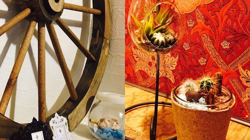 DiningBar Earth Worm