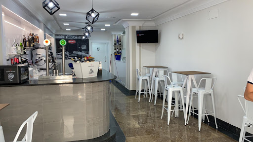Bugatti Bar - Visual