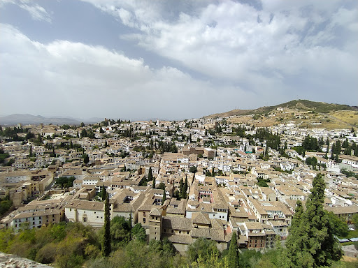 Play Granada - Visual