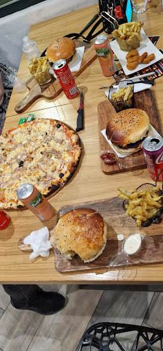 Photo 4 - Mega Burger
