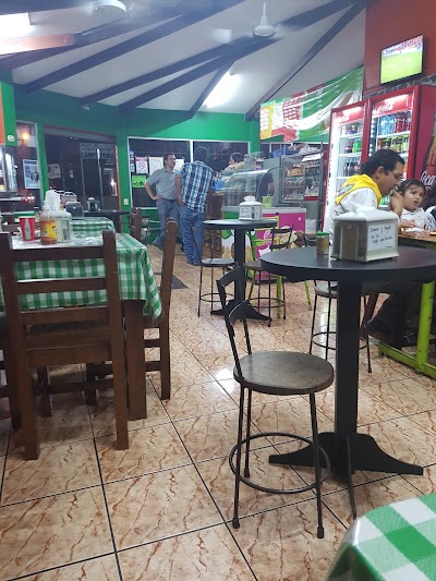 Photos of Pitoburguesa