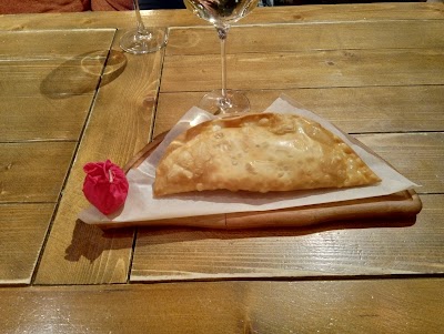 Photos of Khachapuri I Vino