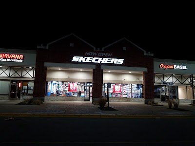 SKECHERS Warehouse Outlet