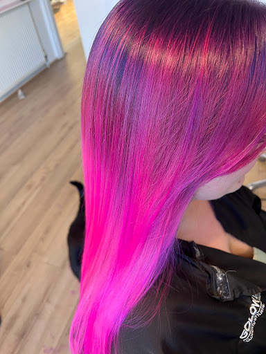 Anna Mather Colour Specialist & Hairstylist - Thumbnail