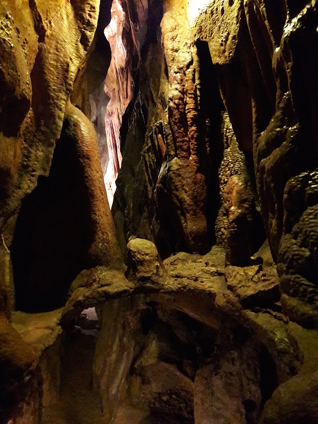 Grottes et Canyon de Saulges