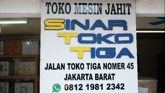 Sinar Toko Tiga Sewing Machines, Author: Sinar Toko Tiga Mesin Jahit