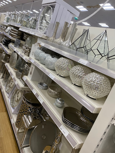 235 Holyhead Rd, Birmingham B21 0AP, United Kingdom