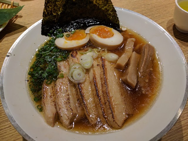 Sanpoutei Ramen, Shaw House