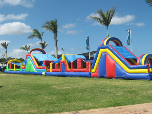 Aussie Inflatables - Visual